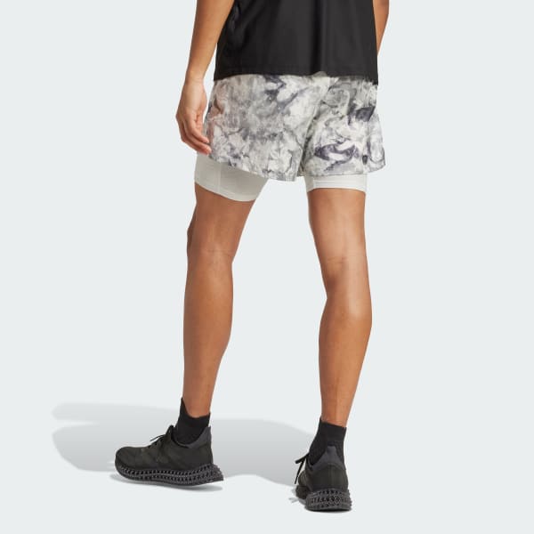 Abu-abu Celana Pendek 2-In-1 Celup Semprot Own The Run