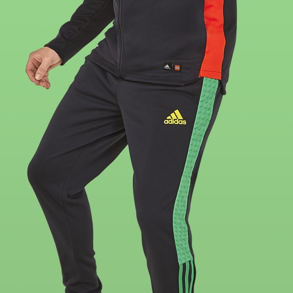 Negro Pantalón de buzo adidas Tiro x LEGO® L5040