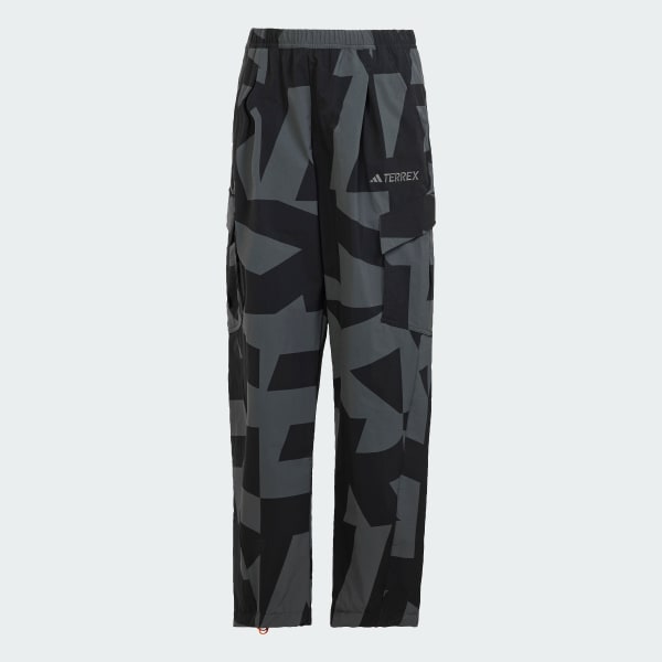 zwart Terrex Xploric Cargobroek met Print