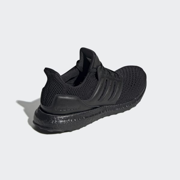 manchester united ultraboost clima