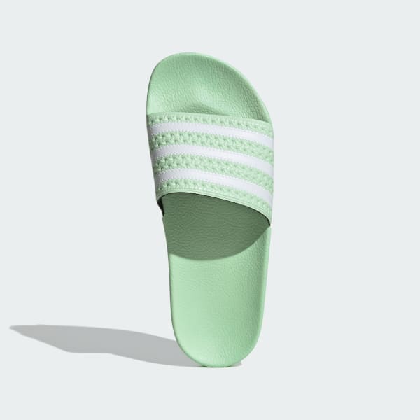 adidas adilette Badslippers - groen | adidas Belgium