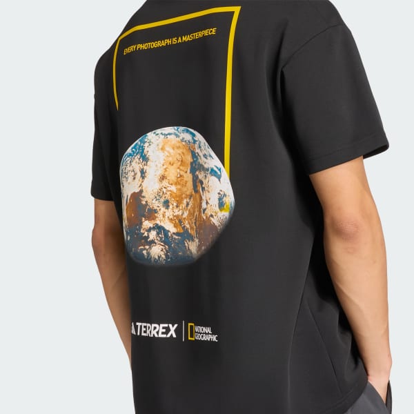 Camiseta de manga corta National Geographic Graphic Negro adidas