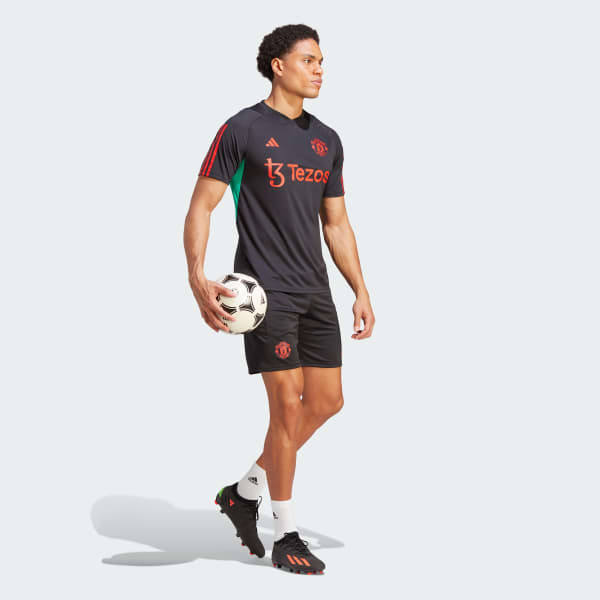 สีดำ กางเกงเทรนนิงขาสั้น Manchester United Tiro 23