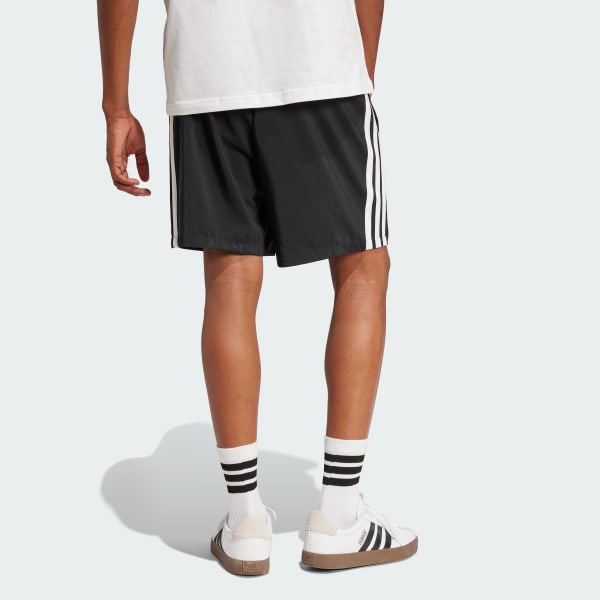 Schwarz Essentials 3-Streifen Chelsea Shorts