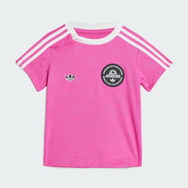 Rosa Conjunto de playera y shorts para niños