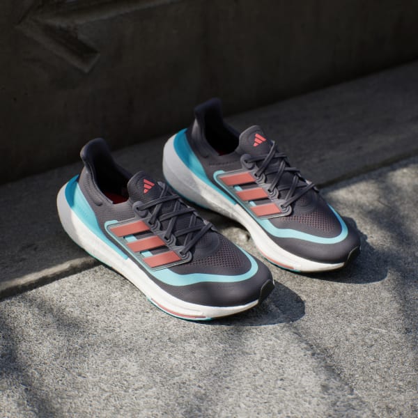 Azul Tenis Ultraboost Light 23