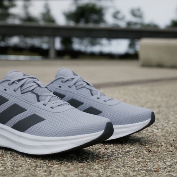 Adidas shoes 9 number grey 2025