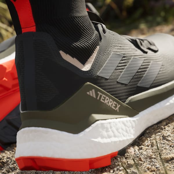 adidas TERREX FREE HIKER テレックス フリーハイカー ie3362.jpg