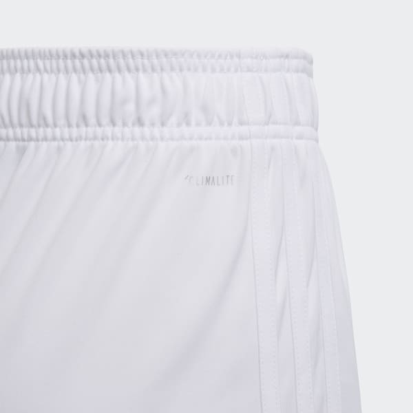 White Tastigo 19 Shorts FRX82