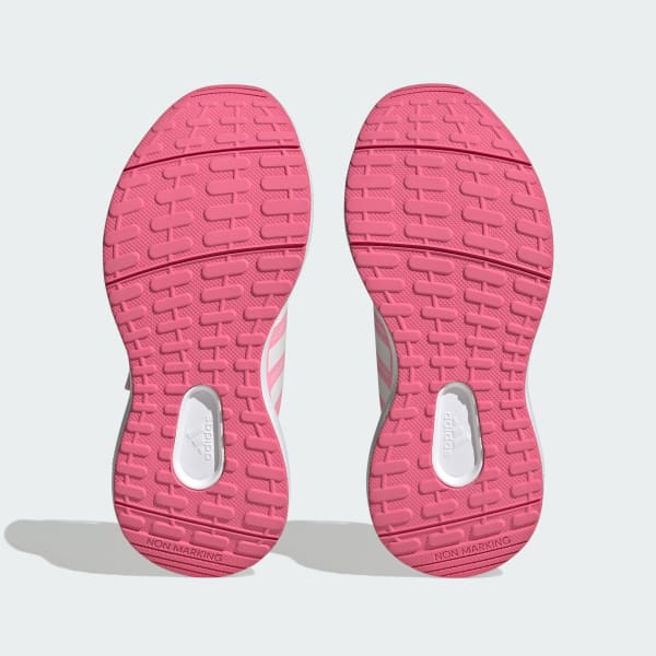 Adidas cloudfoam non marking store