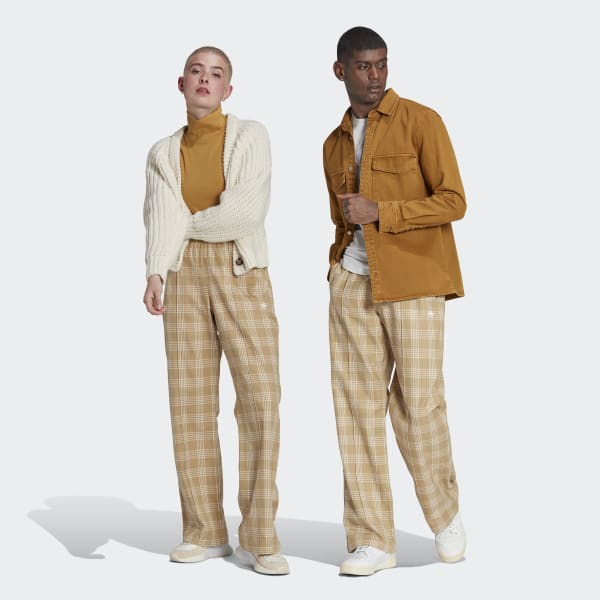 Buy Peter England Men Beige Check Carrot Fit Formal Trousers Online