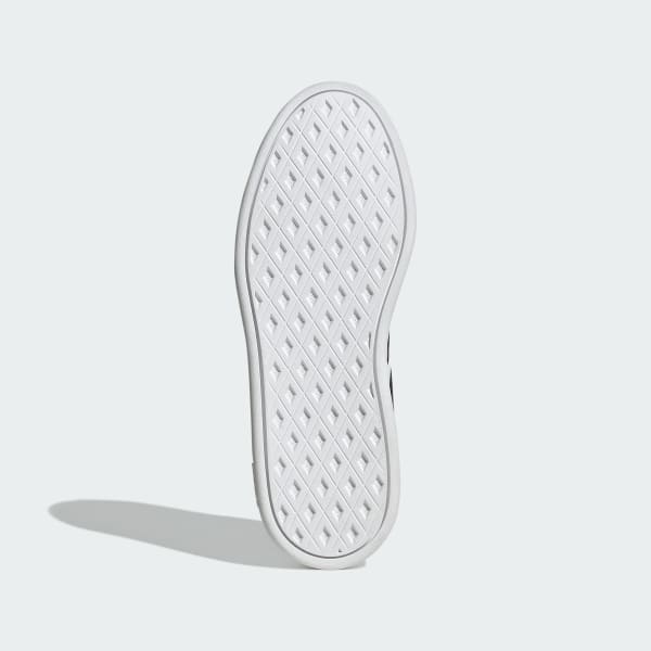 White Breaknet Sleek Shoes Kids