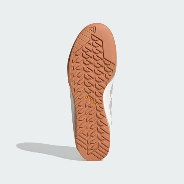 Wit Terrex Skychaser Solo Approachschoenen