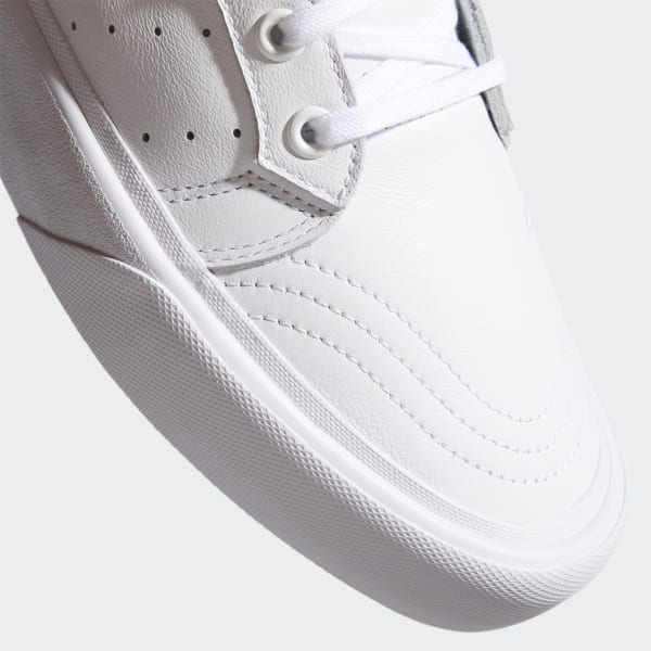 White Coronado Shoes IB170