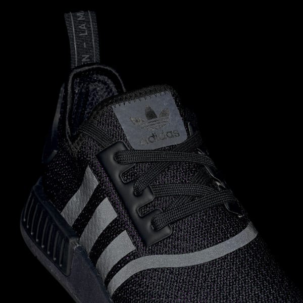 adidas nmd triple black 44