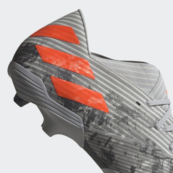 chuteira nemeziz 19.2 campo