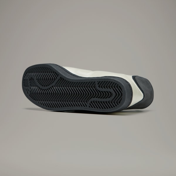 Y-3 Pro Model