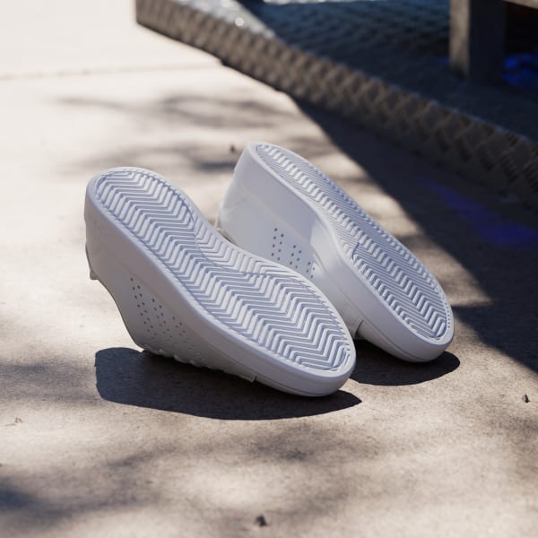 White Advantage 2.0 Shoes