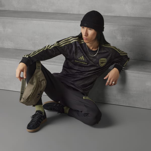 Arsenal_x_Maharishi_Long_Sleev