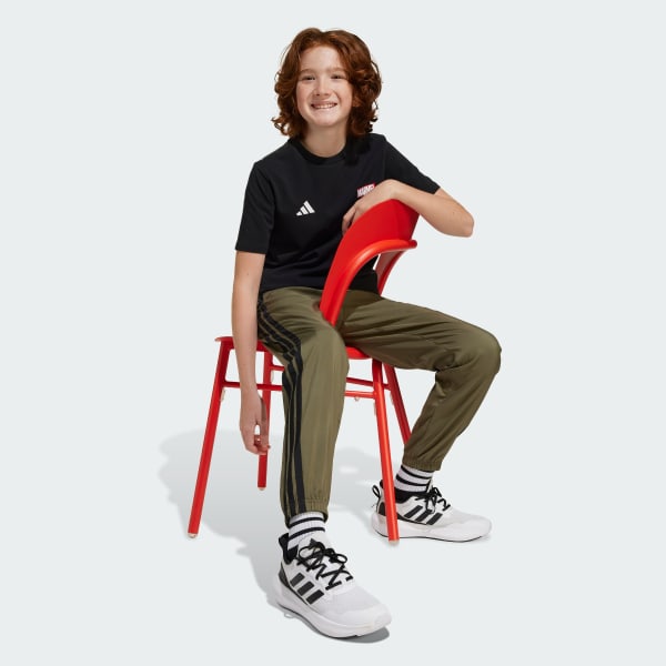 สีดำ เสื้อยืดพิมพ์ลาย ADIDAS MARVEL SUPERHEROES
