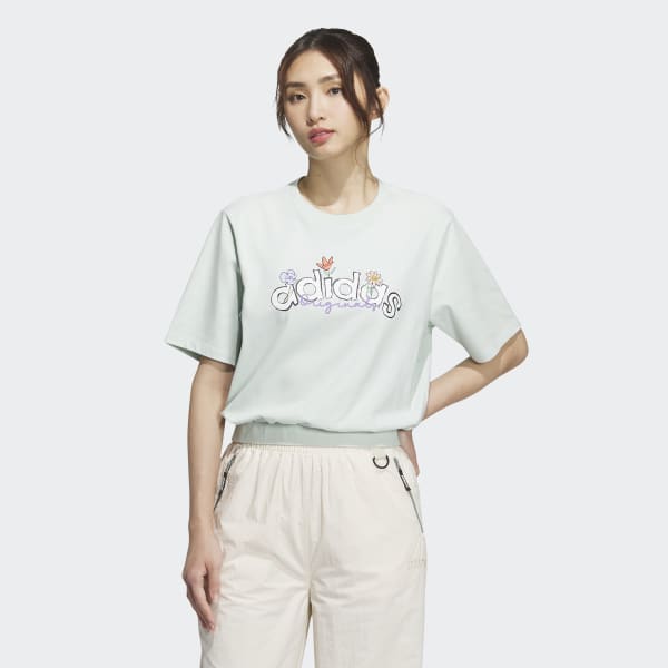 Summer Yoga Flare Pants Outfit: Womens Short Sleeve Crew Neck T