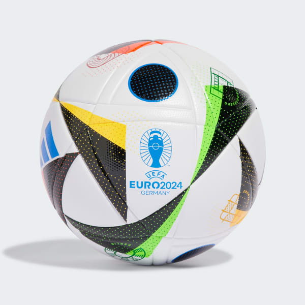 Weiss Fussballliebe League Ball