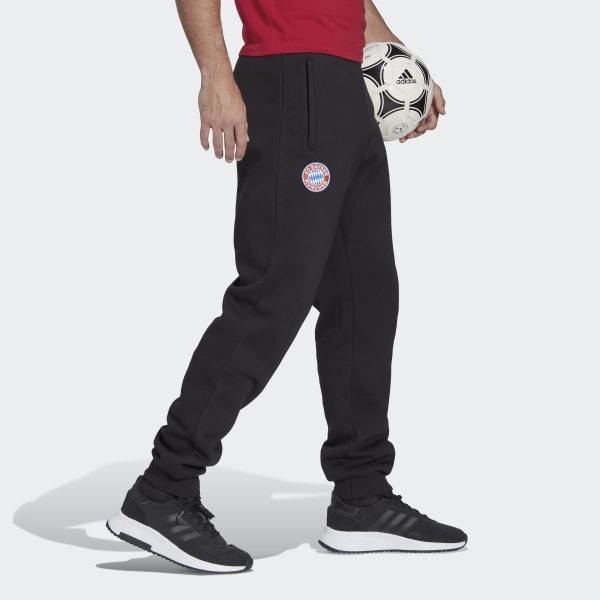 cerná Kalhoty FC Bayern Essentials Trefoil