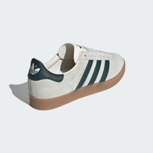 All white discount adidas gazelle