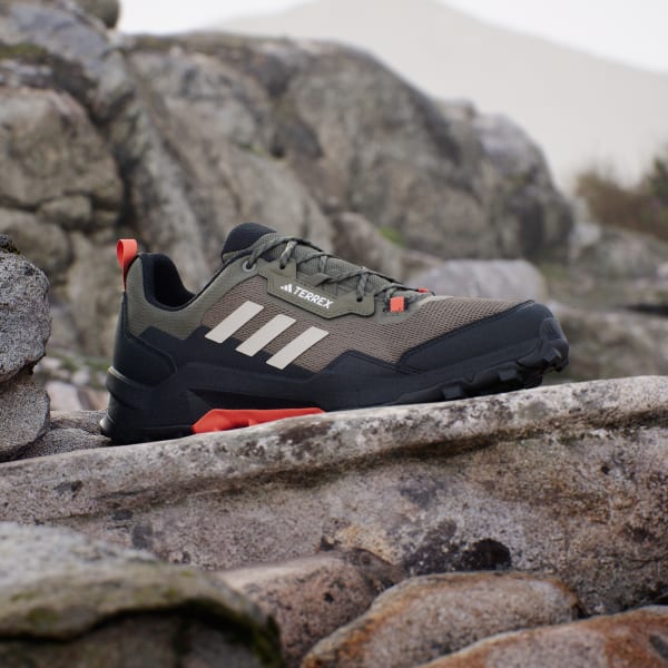 Wide hiking shoes cheap