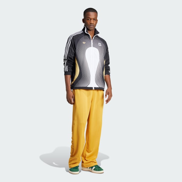 สีดำ เสื้อแทรคพิมพ์ลายทั้งตัว SST adidas x NTS Radio