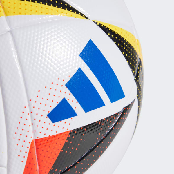 Weiss Fussballliebe League Ball