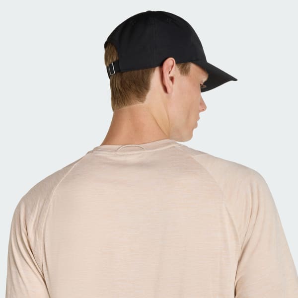 Negro JOCKEY DE RUNNING ESSENTIAL CLIMACOOL DE 6 PANELES TIPO BÉISBOL