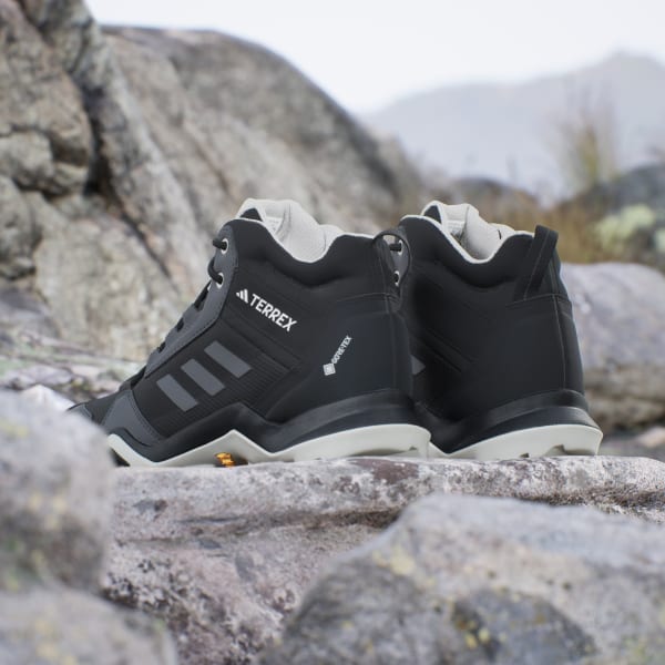 Adidas terrex solo outlet 335