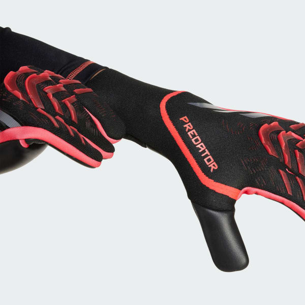 cerná Rukavice Predator Pro Goalkeeper