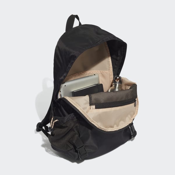 https://assets.adidas.com/images/w_600,f_auto,q_auto/b229fb6e4e3a40eab633ad1a00a766ba_9366/Backpack_with_Straps_for_Yoga_Mat_Black_H28193_05_hover_standard.jpg