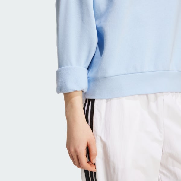 Essentials Small Logo Feelcozy Sweatshirt