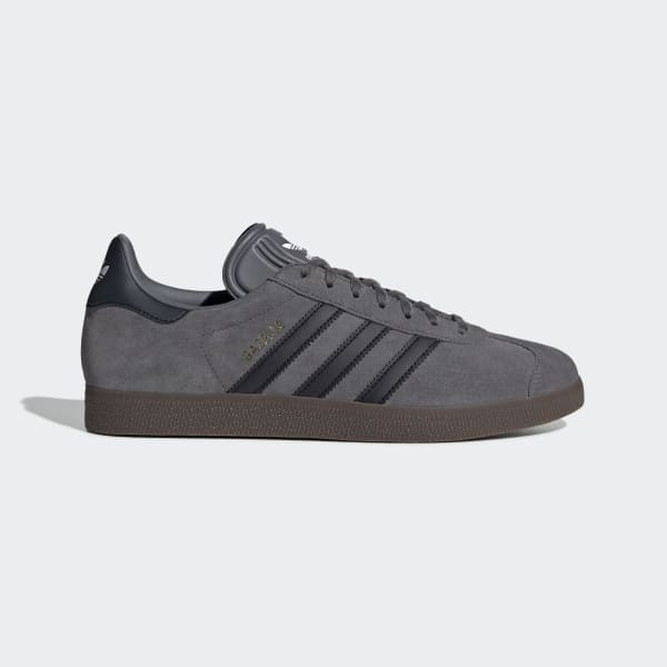 grey and black gazelles