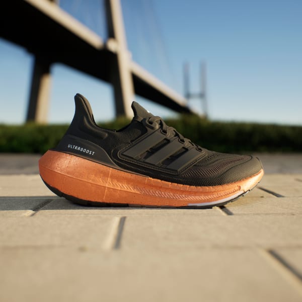 Siyah Ultraboost Light Ayakkabı