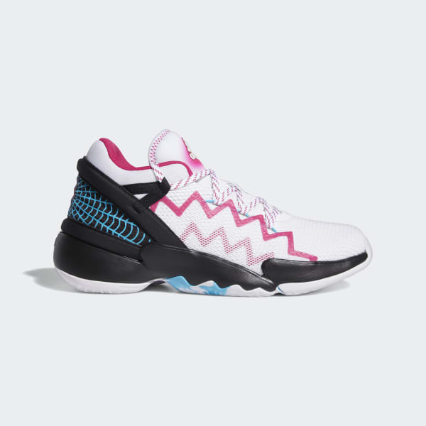 Adidas shoes training quest online