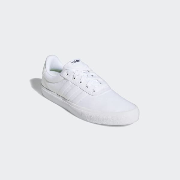 adidas Vulc Raid3r Skateboarding Shoes White Men's Skateboarding