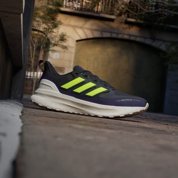 Black Ultrarun 5 TR Running Shoes