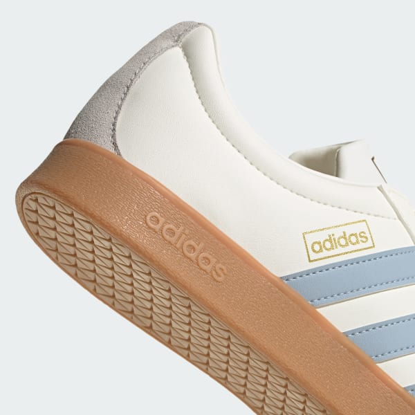 Adidas classic logo sneakers on sale