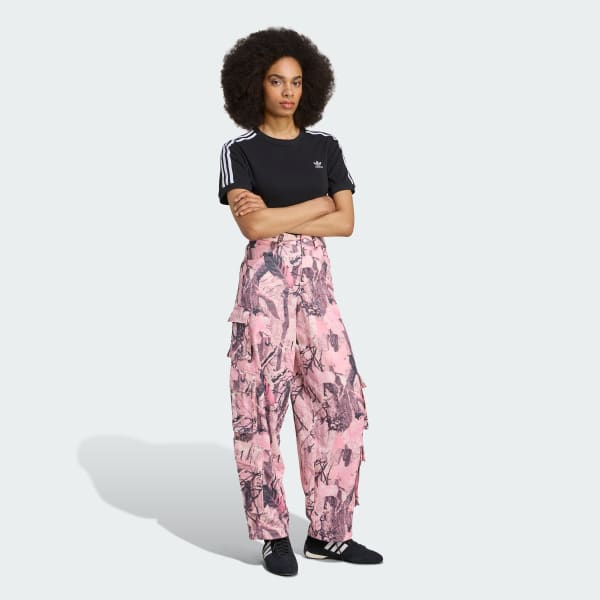 Pembe adidas Originals Yaprak Kamuflaj Desenli Saten Kargo Pantolon