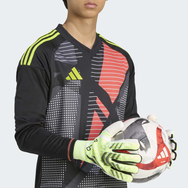 Predator_Pro_Goalkeeper_Gloves
