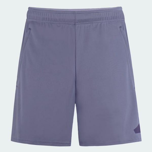 Morado Shorts Train Essentials Logo