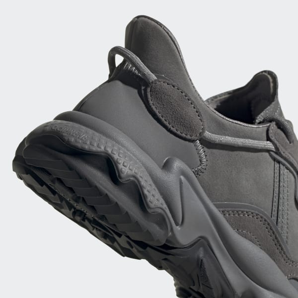 Chaussure OZWEEGO TR Chaussure OZWEEGO TR