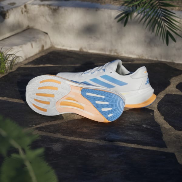 Putih Sepatu Running Supernova Rise 2