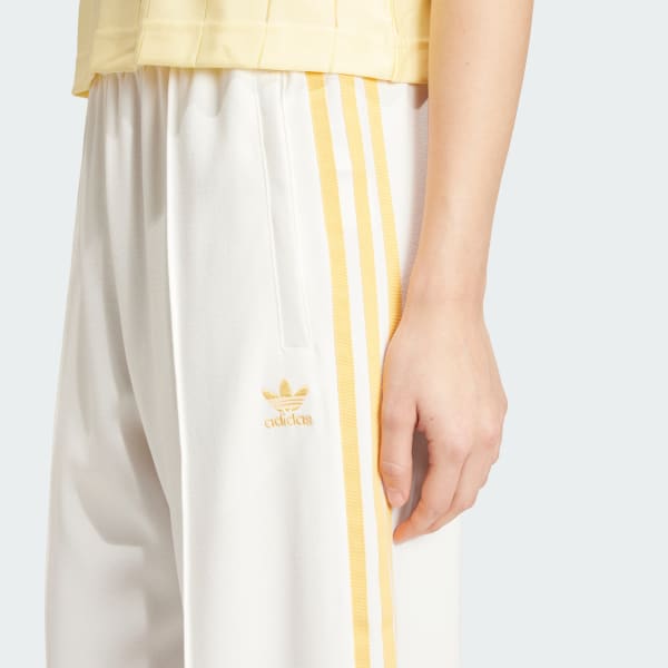 adidas プレミアムオリジナルス クレープ トラックスーツパンツ adidas（アディダス）の「プレミアム オリジナルス クレープ