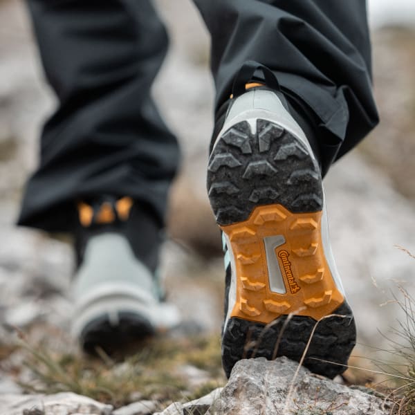 Siyah Terrex AX4 Mid GORE-TEX Yürüyüş Ayakkabısı