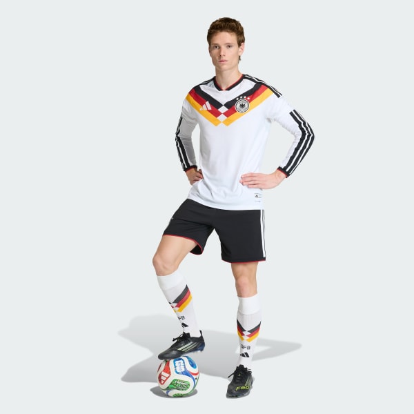 สีดำ กางเกงขาสั้นชุดเหย้า Germany 26